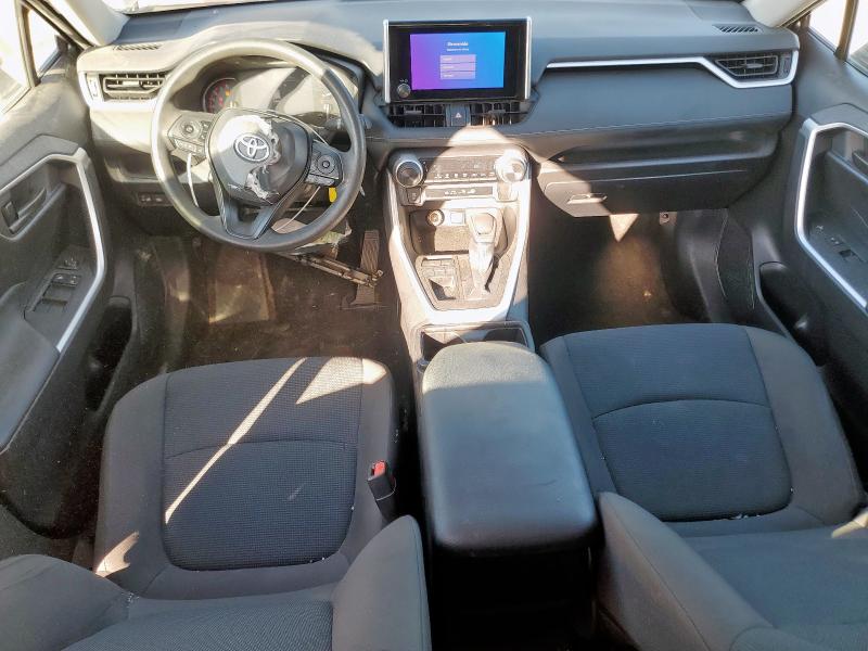 2T3H1RFV8PC229122 - 2023 TOYOTA RAV4 LE 灰色 照片 8