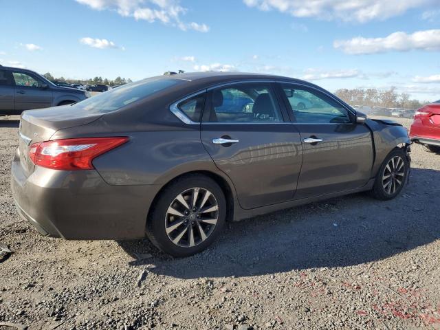 1N4AL3AP1HC194420 - 2017 NISSAN ALTIMA 2.5 BROWN photo 3