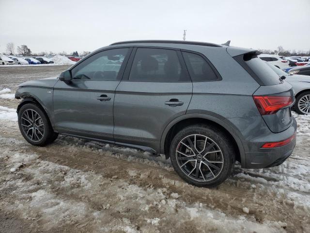 WA1EAAFY5M2071432 - 2021 AUDI Q5 PROGRESSIV GRAY photo 2