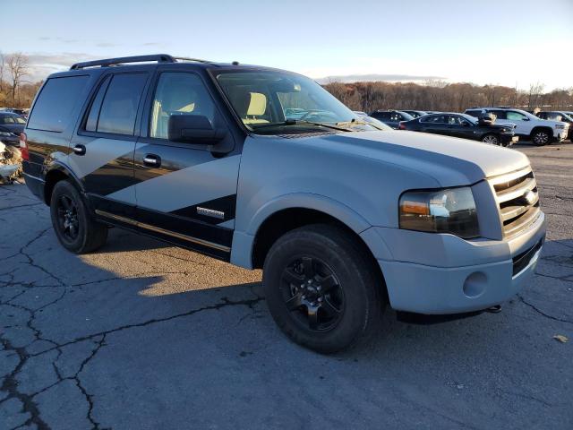 1FMFU16588LA64171 - 2008 FORD EXPEDITION XLT BLACK photo 4