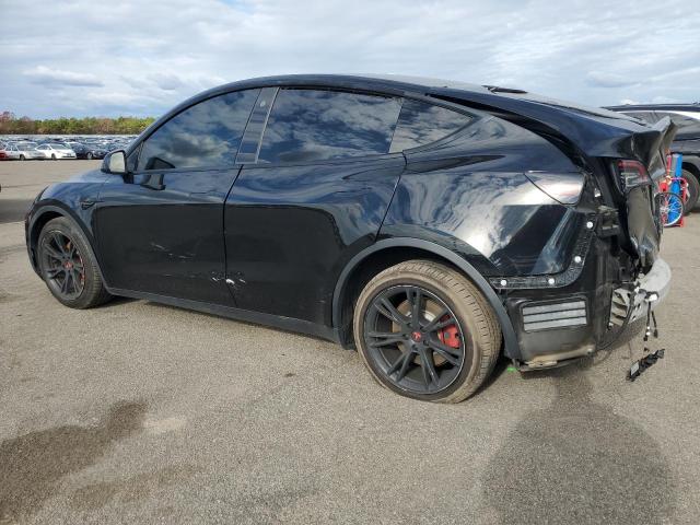 5YJYGDEE2MF141766 - 2021 TESLA MODEL Y 黑色 照片 2