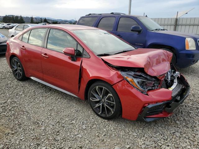 JTDS4RCE3LJ009010 - 2020 TOYOTA COROLLA SE RED photo 4