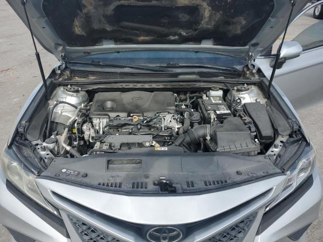 4T1B11HK2KU206476 - 2019 TOYOTA CAMRY L 银色 照片 11