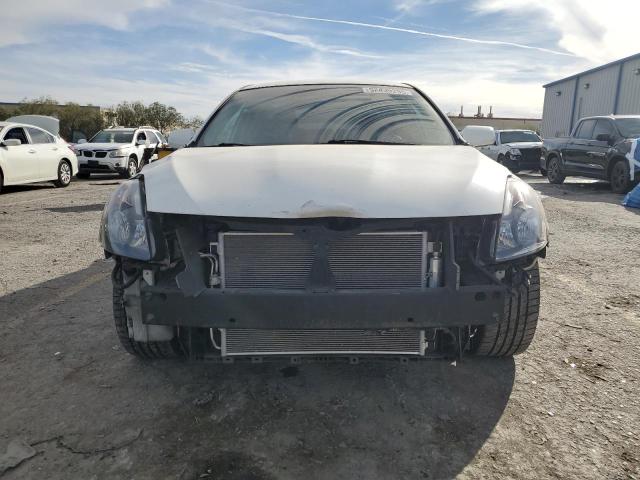 1N4AL2AP5AN434136 - 2010 NISSAN ALTIMA BASE WHITE photo 5