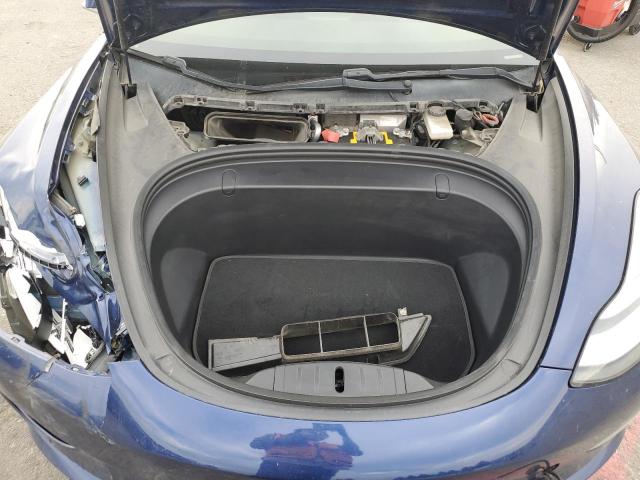 5YJ3E1EB4JF115962 - 2018 TESLA MODEL 3 蓝色 照片 11