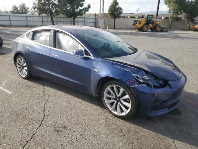 5YJ3E1EB4JF115962 - 2018 TESLA MODEL 3 蓝色 照片 4