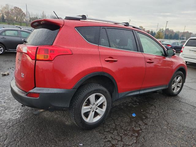 JTMRFREVXDD010810 - 2013 TOYOTA RAV4 XLE 红色 照片 3