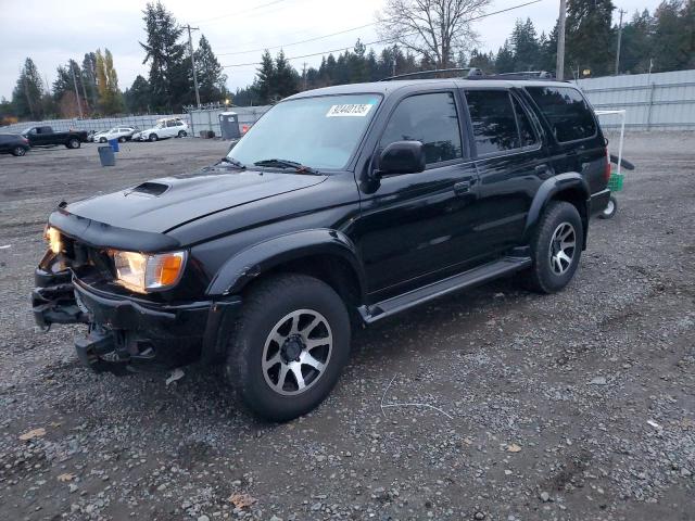 2000 TOYOTA 4RUNNER SR5, 