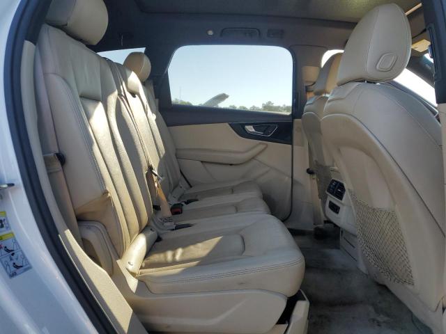 WA1LHAF70HD047883 - 2017 AUDI Q7 PREMIUM PLUS أبيض صورة 11