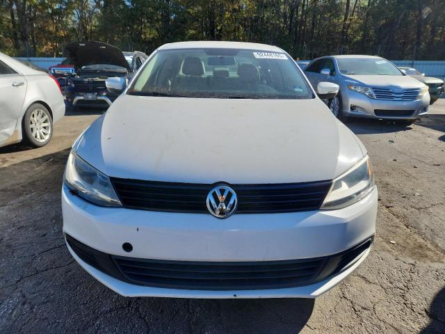 3VWDX7AJ8BM103550 - 2011 VOLKSWAGEN JETTA SE WHITE photo 5