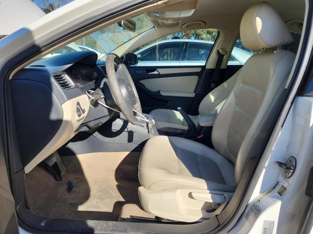 3VWDX7AJ8BM103550 - 2011 VOLKSWAGEN JETTA SE WHITE photo 7
