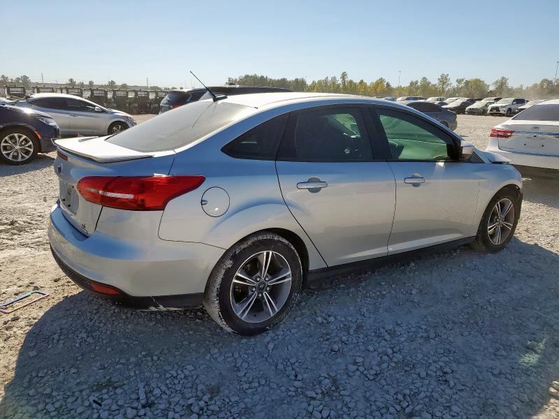 1FADP3FE1JL222988 - 2018 FORD FOCUS SE Gümüş foto 3