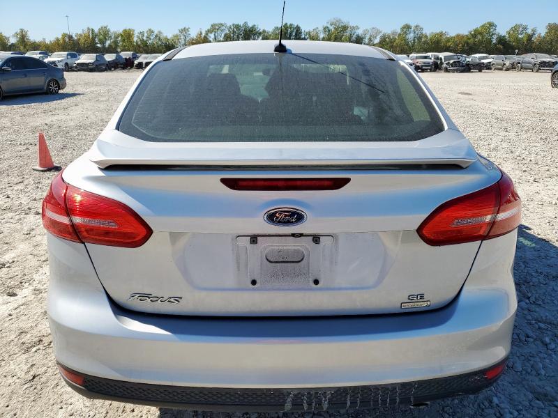 1FADP3FE1JL222988 - 2018 FORD FOCUS SE Gümüş foto 6