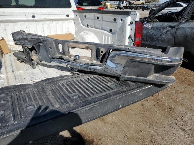 1GCGSBEN1J1182361 - 2018 CHEVROLET COLORADO WHITE photo 12