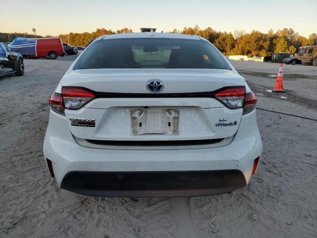 JTDBCMFE5R3038751 - 2024 TOYOTA COROLLA LE WHITE photo 6