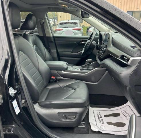 5TDHZRBHXMS539180 - 2021 TOYOTA HIGHLANDER XLE BLACK photo 5