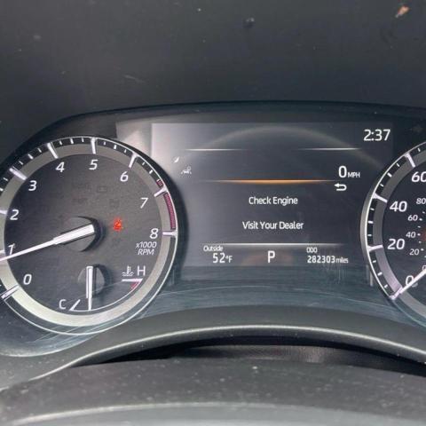 5TDHZRBHXMS539180 - 2021 TOYOTA HIGHLANDER XLE BLACK photo 8