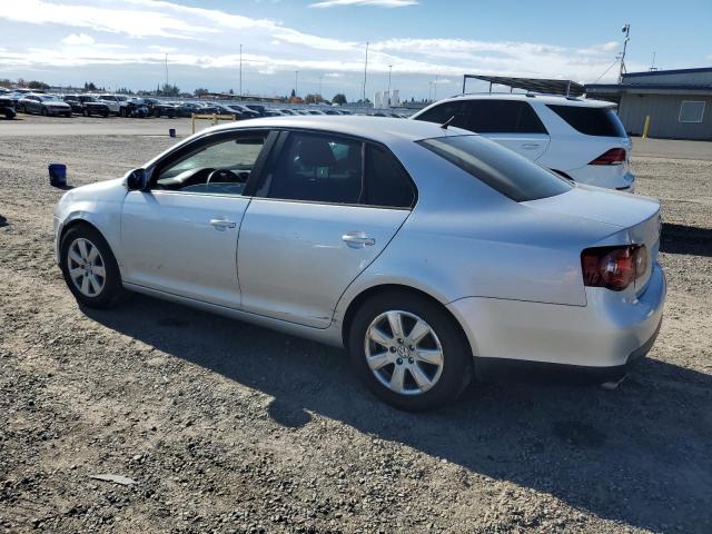 3VWJZ71K89M018966 - 2009 VOLKSWAGEN JETTA S SILVER photo 2