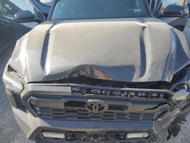 3TMLB5JN3SM101516 - 2025 TOYOTA TACOMA DOUBLE CAB ნაცრისფერი ფოტო 11