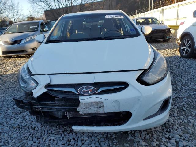 KMHCT5AE0EU180524 - 2014 HYUNDAI ACCENT GLS WHITE photo 5