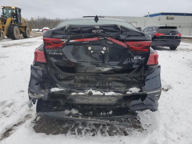 3KPF54AD4KE054139 - 2019 KIA FORTE EX Noir photo 6