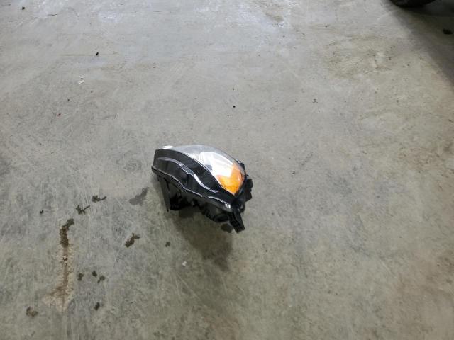 MAJ3P1RE5JC201895 - 2018 FORD ECOSPORT S Gümüş foto 13