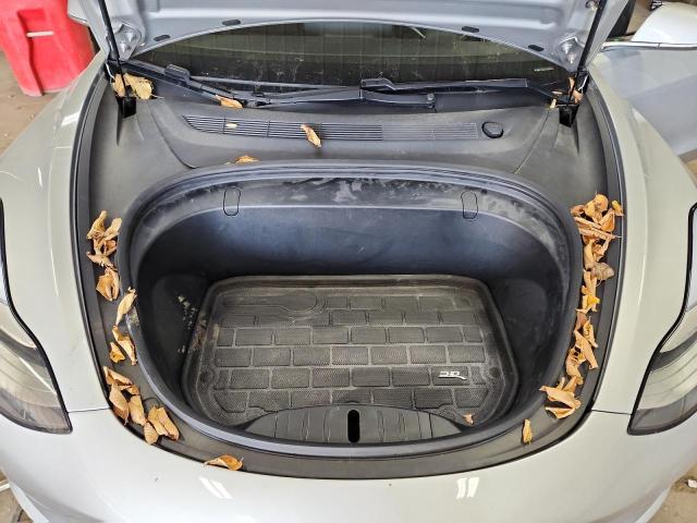 5YJ3E1EB4JF087614 - 2018 TESLA MODEL 3 Серебристый фото 11