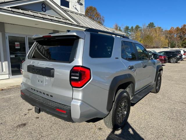 JTEVA5BR0S5008693 - 2025 TOYOTA 4RUNNER SR5 SILVER photo 4