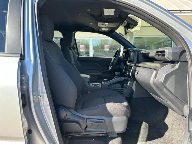 JTEVA5BR0S5008693 - 2025 TOYOTA 4RUNNER SR5 SILVER photo 5