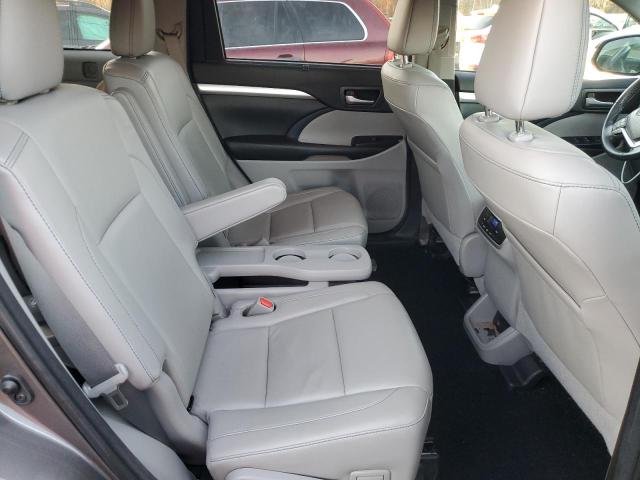 5TDJZRFH6JS893074 - 2018 TOYOTA HIGHLANDER SE Boz foto 11
