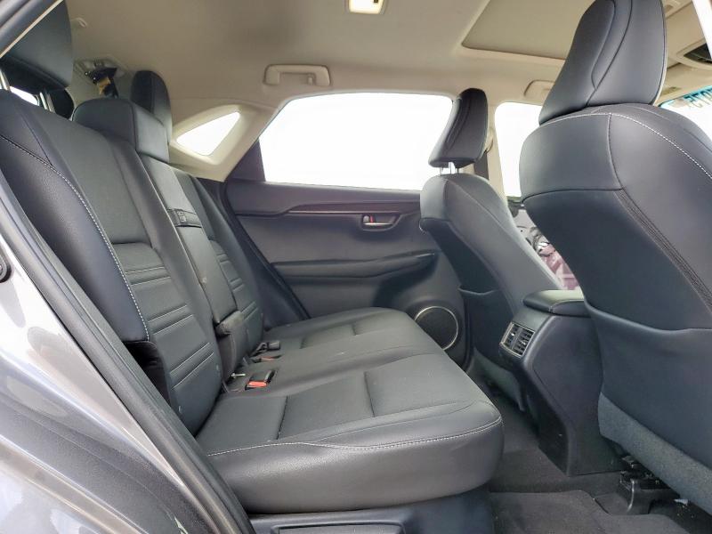 JTJYARBZ7J2104374 - 2018 LEXUS NX 300 BASE Մոխրագույն լուսանկար 11