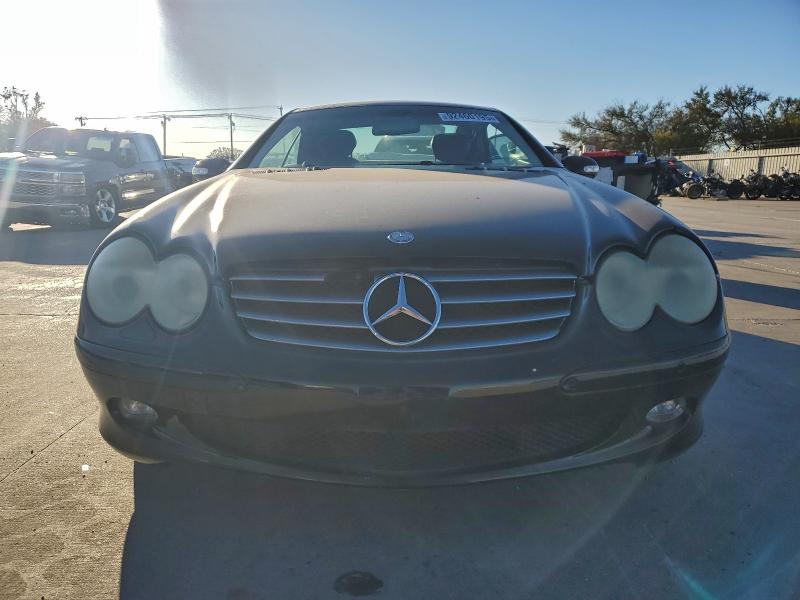 WDBSK75F23F048608 - 2003 MERCEDES-BENZ SL 500R 黑色 照片 5