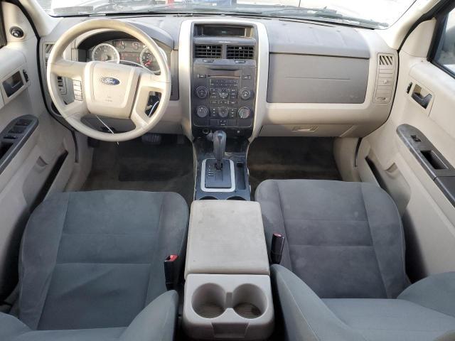 1FMCU9C78BKC59448 - 2011 FORD ESCAPE XLS WHITE photo 8