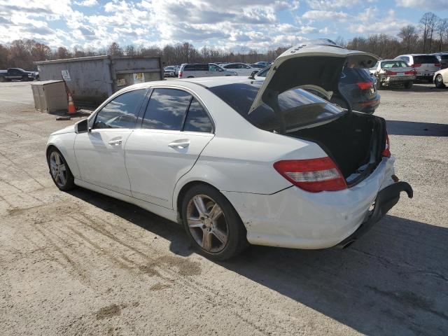 WDDGF8BB8AF451370 - 2010 MERCEDES-BENZ C 300 4MATIC WHITE photo 2