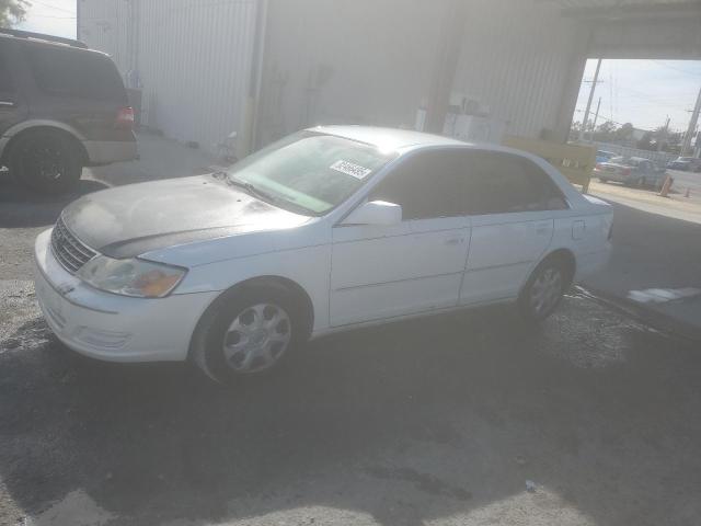 2000 TOYOTA AVALON XL, 
