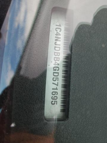 1C4NJDBB4GD571695 - 2016 JEEP COMPASS SPORT Марун фото 13