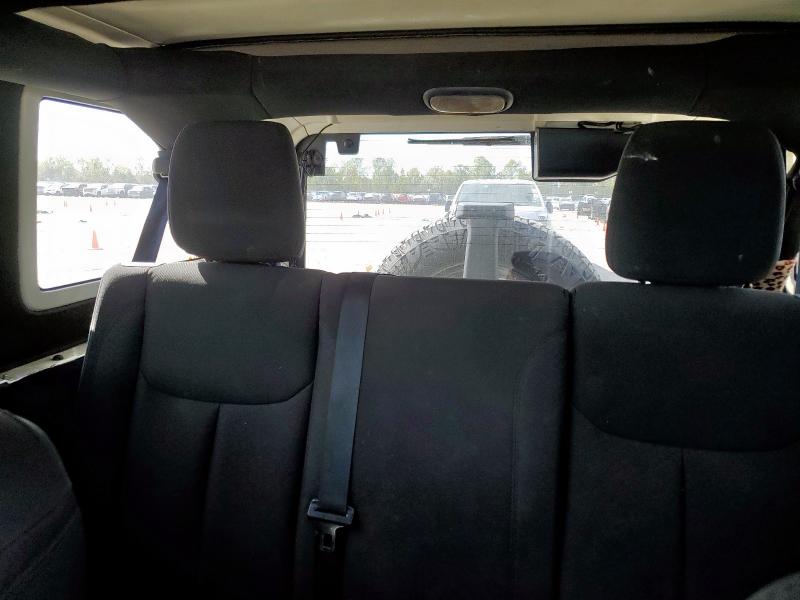 1C4BJWDG0FL689187 - 2015 JEEP WRANGLER U SPORT BLACK photo 10