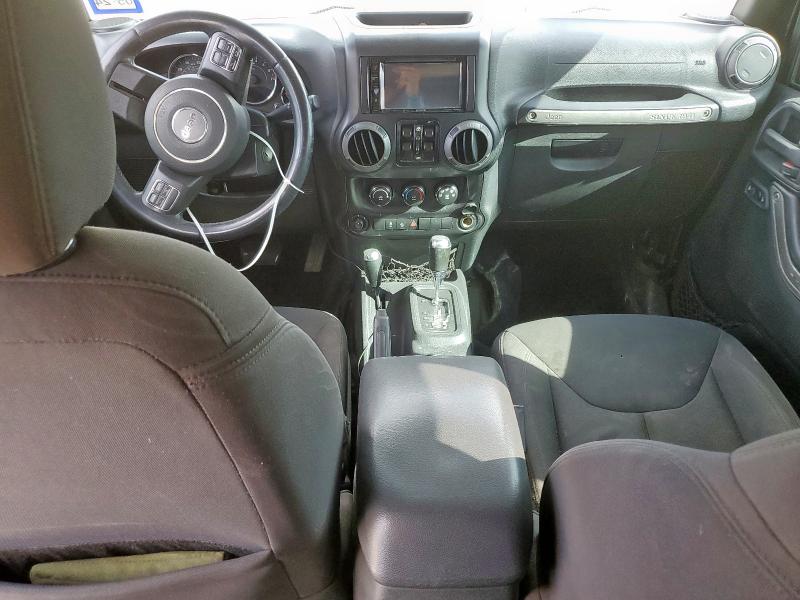 1C4BJWDG0FL689187 - 2015 JEEP WRANGLER U SPORT BLACK photo 8