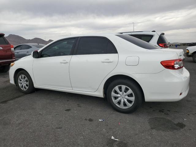 2T1BU4EE0BC672190 - 2011 TOYOTA COROLLA BASE WHITE photo 2