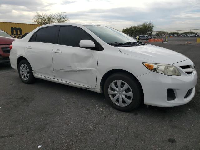 2T1BU4EE0BC672190 - 2011 TOYOTA COROLLA BASE WHITE photo 4