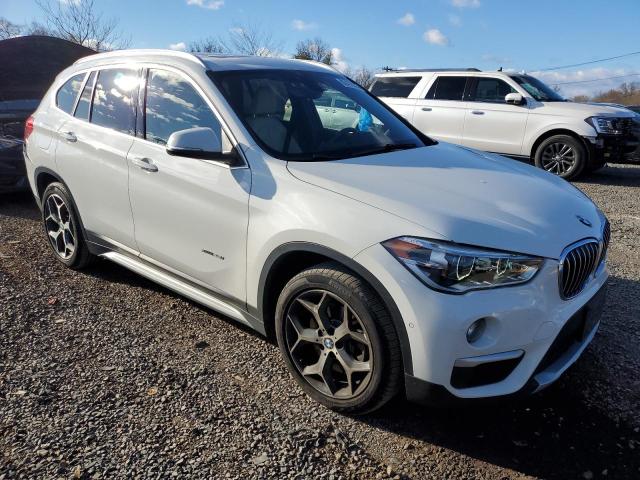 WBXHT3C36H5F85558 - 2017 BMW X1 XDRIVE28I WHITE photo 4