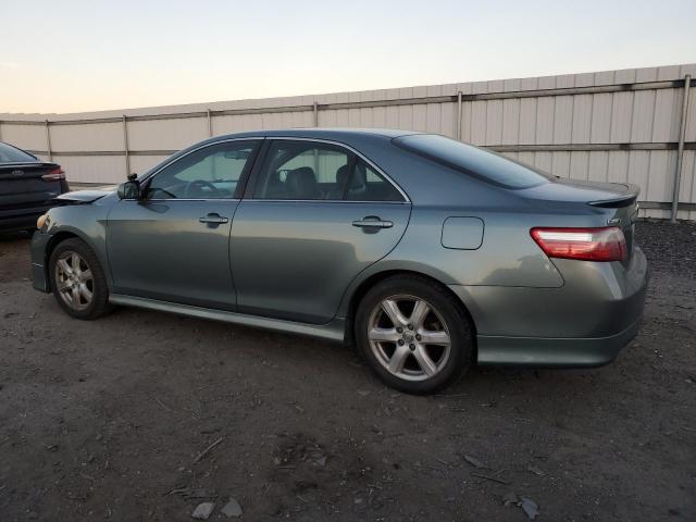 4T1BK46K77U530256 - 2007 TOYOTA CAMRY LE GREEN photo 2