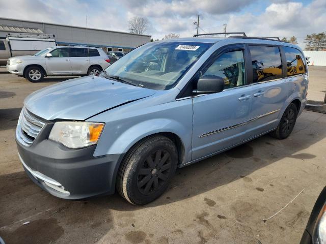 2013 CHRYSLER TOWN & COU TOURING, 