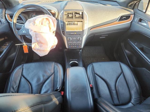 5LMCJ3D95HUL07410 - 2017 LINCOLN MKC RESERVE فضي صورة 8