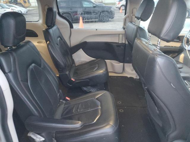 2C4RC1BG6JR246086 - 2018 CHRYSLER PACIFICA TOURING L WHITE photo 11