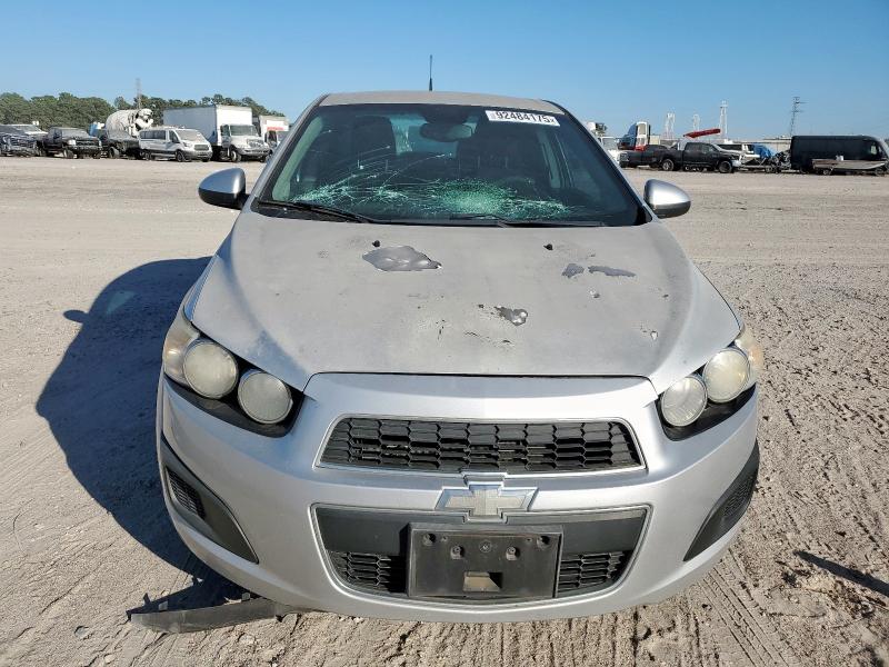 1G1JC5SH6D4173590 - 2013 CHEVROLET SONIC LT Արծաթագույն լուսանկար 5