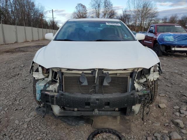 4T1BF3EK8BU738607 - 2011 TOYOTA CAMRY BASE WHITE photo 5