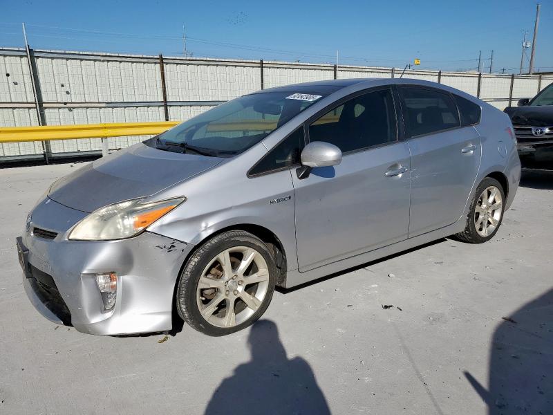 2013 TOYOTA PRIUS, 