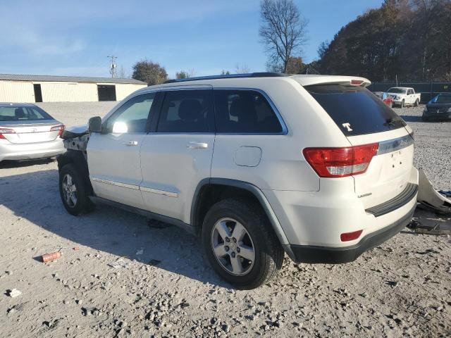 1J4RS4GG0BC534977 - 2011 JEEP GRAND CHER LAREDO WHITE photo 2