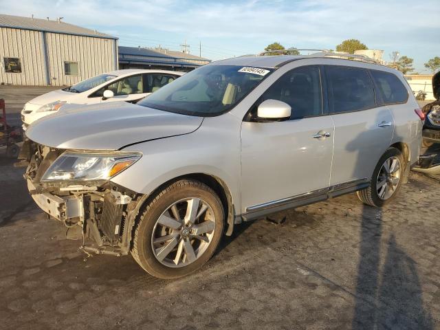 2013 NISSAN PATHFINDER S, 